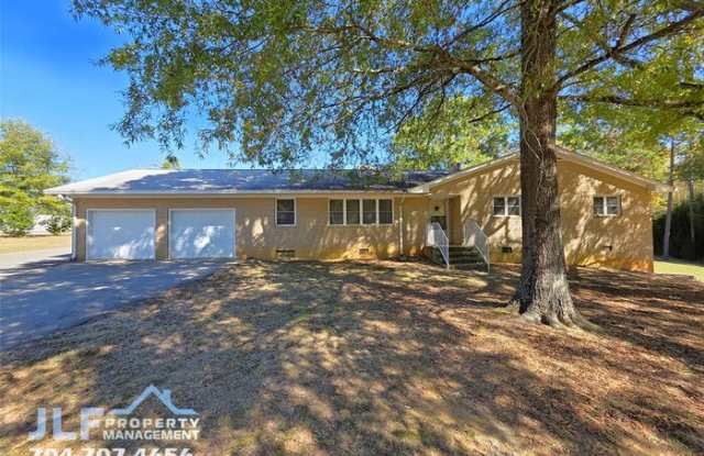 9301 Gold Hill Road Gallery 1
