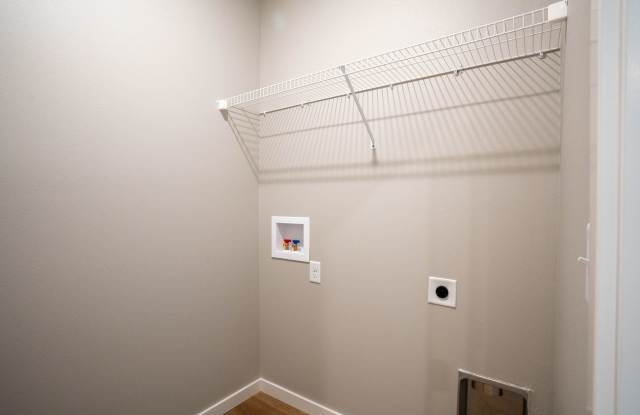 BRAND NEW 3 BEDROOM HOME WITH 3 CAR GARAGE photos photos BRAND NEW 3 BEDROOM HOME WITH 3 CAR GARAGE photos photos