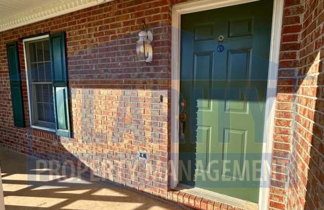Tee Time at Your Doorstep! 2BR/2BA Athens Condo Gallery 3