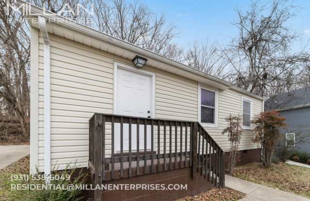 110 Valley View Circle - 110 Valley View Circle, Clarksville, TN 37040