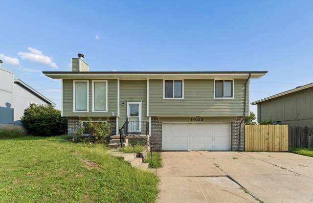 3 bedroom Millard Home! Gallery 1