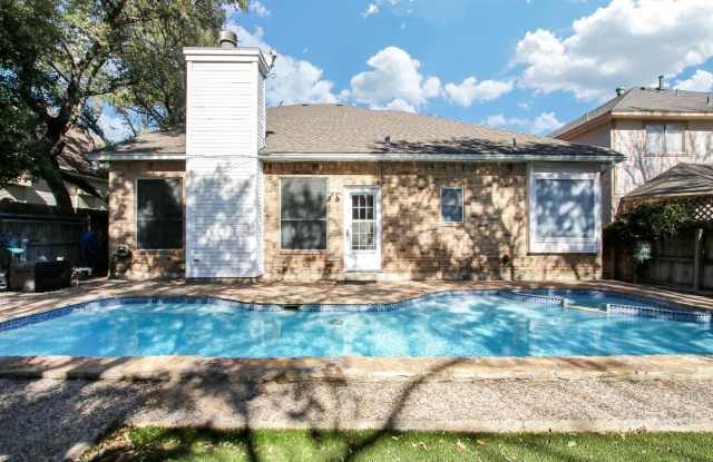 Gated Lost Oaks Home with Private Pool & First-Floor Primary Suite photos photos