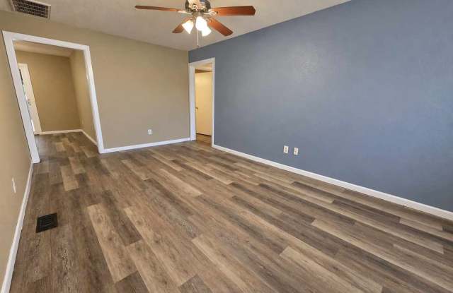 Comfortable Home in a Convenient Midwest City Location Gallery 3