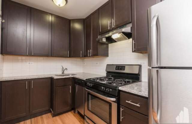 522 W Cornelia Ave photos photos