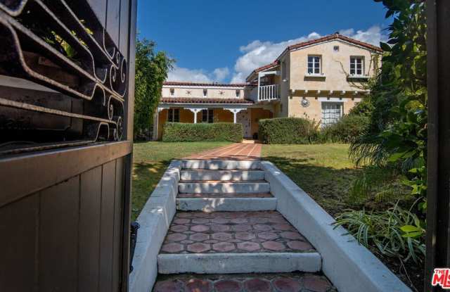 731 San Vicente Blvd photos photos