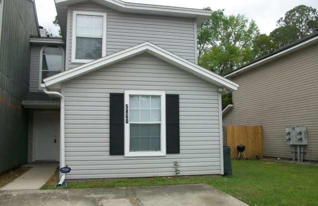 3 BR 2 BA Townhouse convenient to NAS Jacksonville and Orange Park photos photos 3 BR 2 BA Townhouse convenient to NAS Jacksonville and Orange Park photos photos