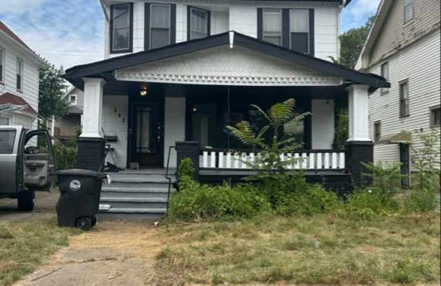 Coming Soon! Section 8 Accepted! Renovation in Progress! photos photos