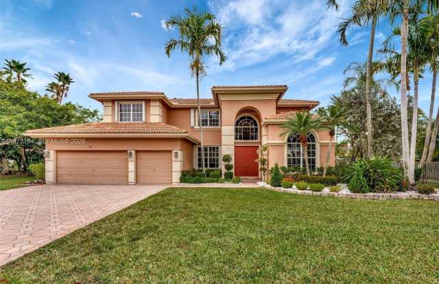 546 NW 118th Ter photos photos