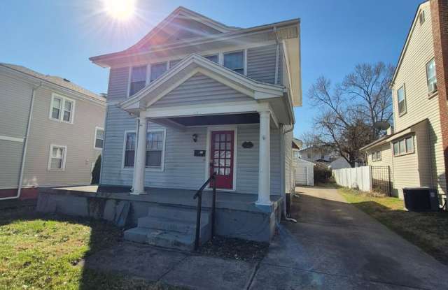 Gorgeous large 3-bedroom house photos photos