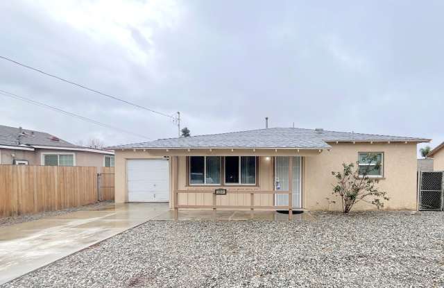 Avenue E - 32037 &amp; 32041 photos photos