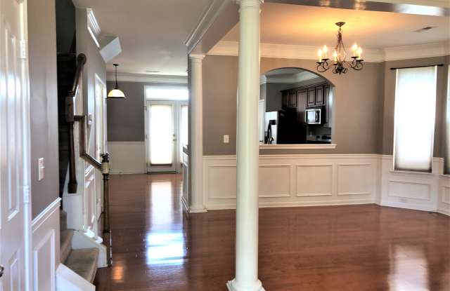 9544 Inglenook Ln Gallery 3