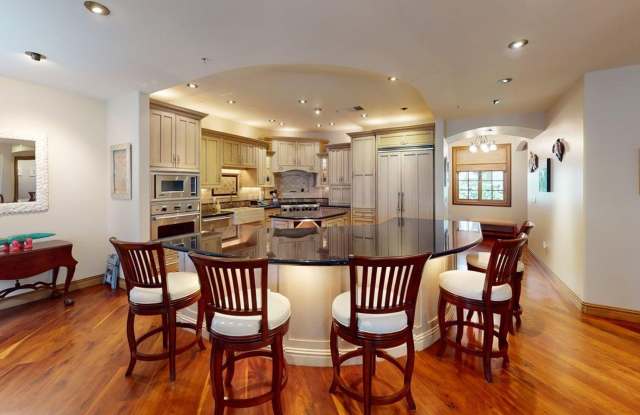 Luxury Coronado Condo in Regatta Bay Gallery 2