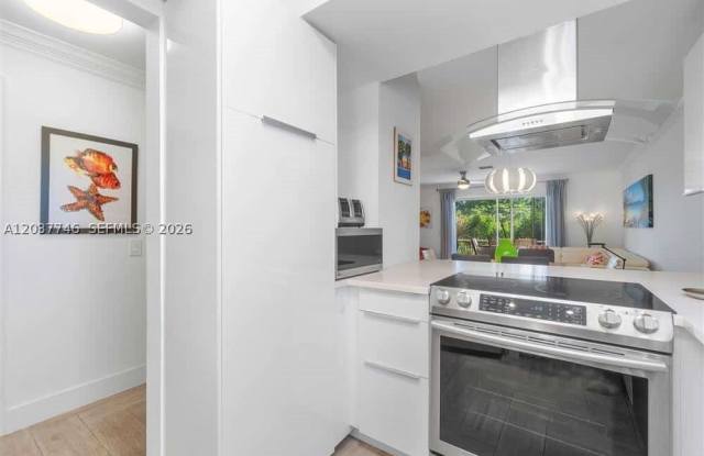 234 Waterside Dr photos photos