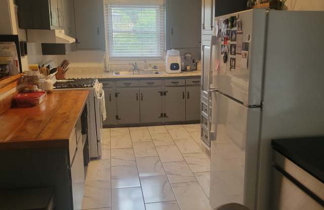 1275 Belmont Court Gallery 4
