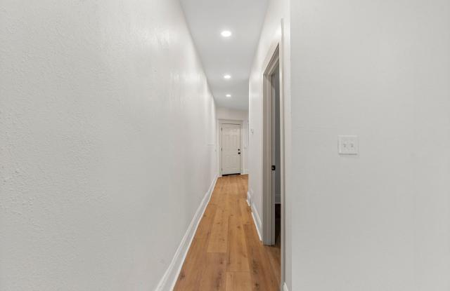 3728 Hydraulic Gallery 3