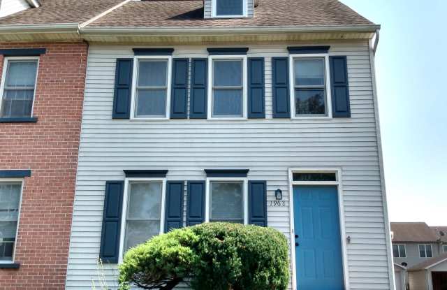 1968 Clinton Avenue Gallery 1