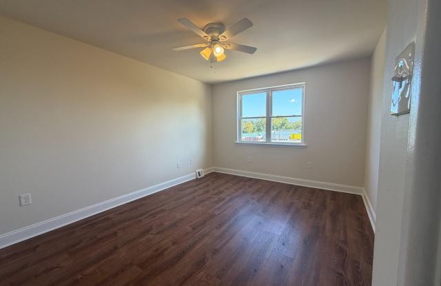 3979 ROWENA Drive Gallery 4