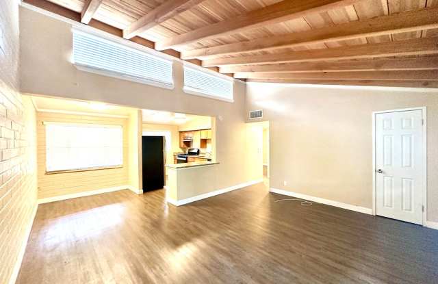 Desert Club Apartments photos photos