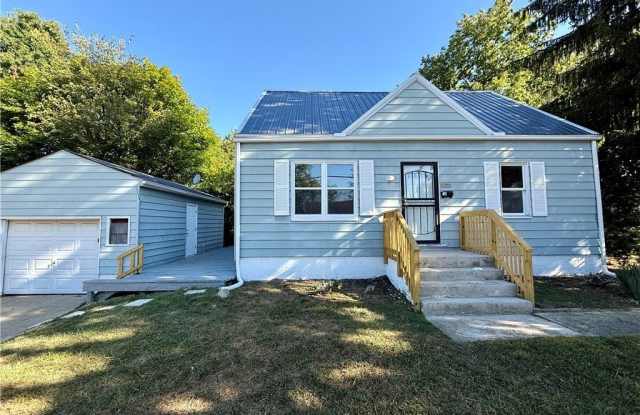 1288 Hartford Avenue photos photos