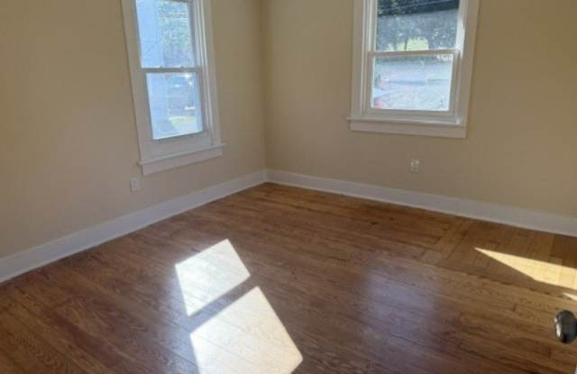 14 Hillside Terrace Gallery 4