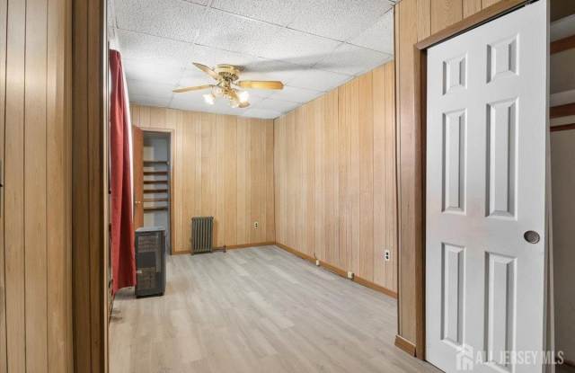 531 New Brunswick Avenue Gallery 3