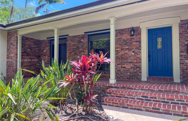 500 Perugia Ave photos photos