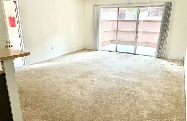 1042 Cabrillo Park Dr. #B Gallery 2