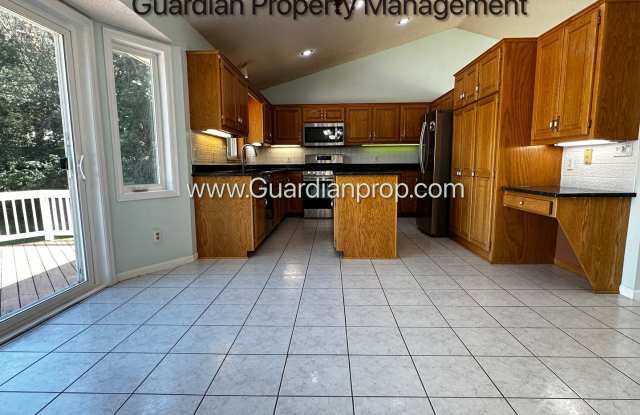 Maple Grove Single Family Home, 3 Car Garage, Large Deck, Walkout, Pond View photos photos Maple Grove Single Family Home, 3 Car Garage, Large Deck, Walkout, Pond View photos photos