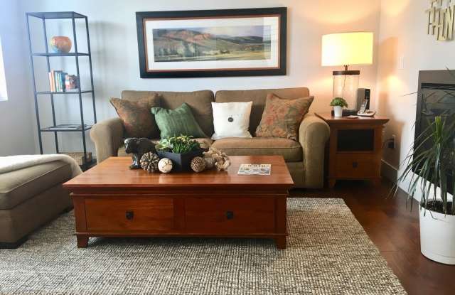 812 E Baseline Road, Unit B Gallery 3