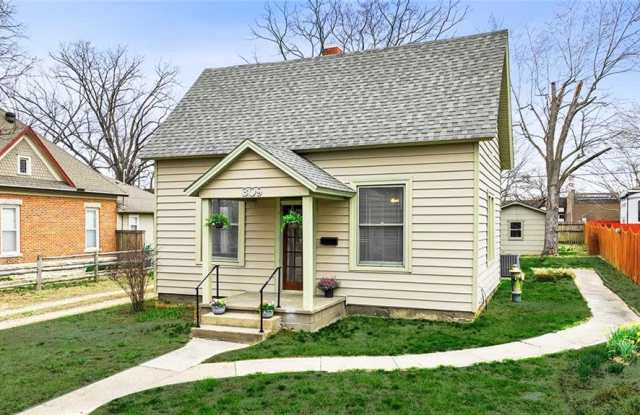 309 N 3rd St - 309 North 3rd Street, Rogers, AR 72756