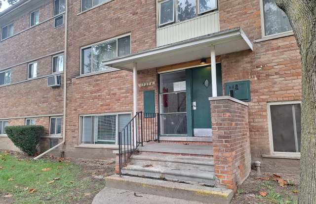 Two bedroom condo in Detroit Gallery 1
