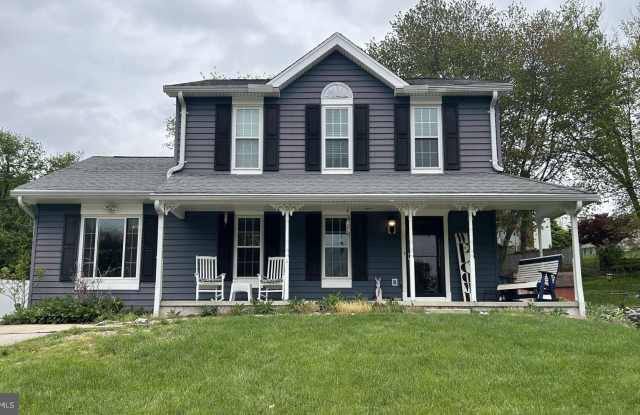 215 HITCHING POST Drive photos photos