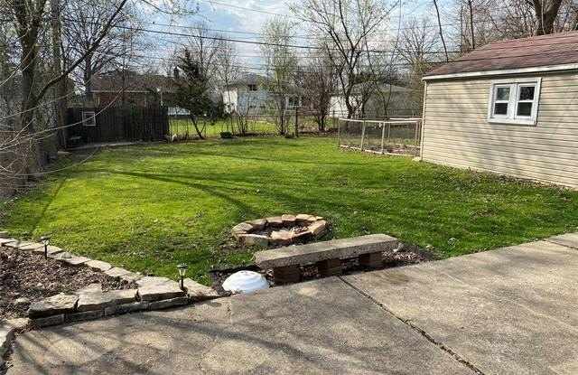 3133 WARICK Road Gallery 4