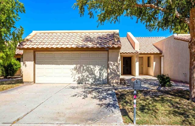 2242 E 27 LN - 2242 East 27th Lane, Yuma, AZ 85365