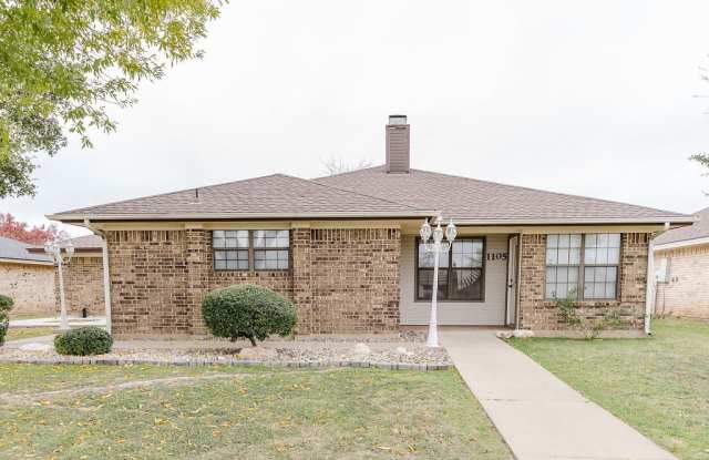 1105 Gordon Boulevard - 1105 Gordon Boulevard, San Angelo, TX 76905