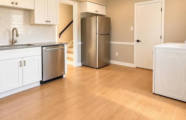 1230 Old Apex Road Gallery 4