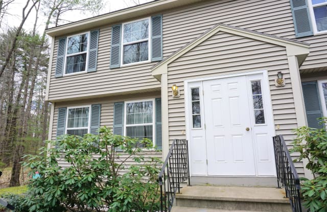 98 Alewive Road - 98 Alewive Road, West Kennebunk, ME 04043