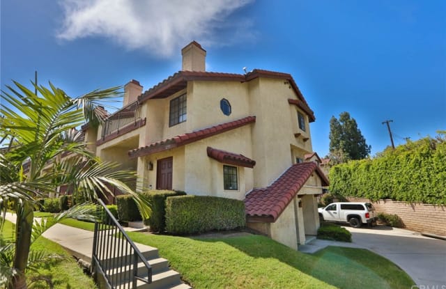 1239 E Whittier Boulevard - 1239 E Whittier Blvd, La Habra, CA 90631