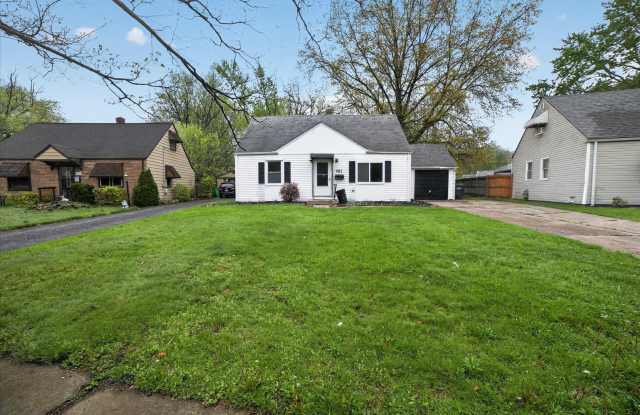 681 E 258 ST photos photos