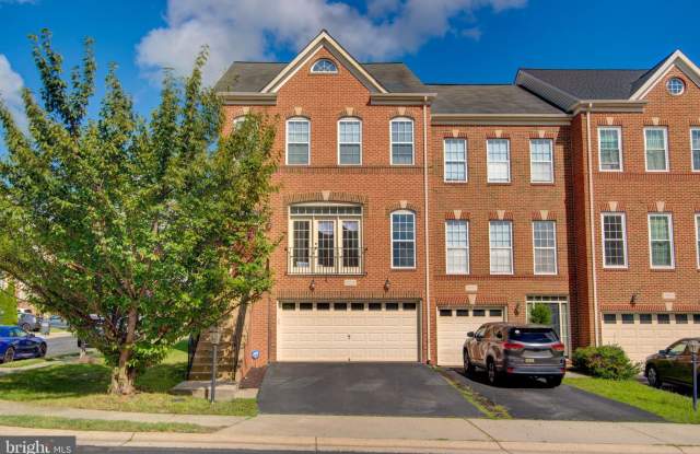 25130 CUTGRASS Terrace Gallery 2