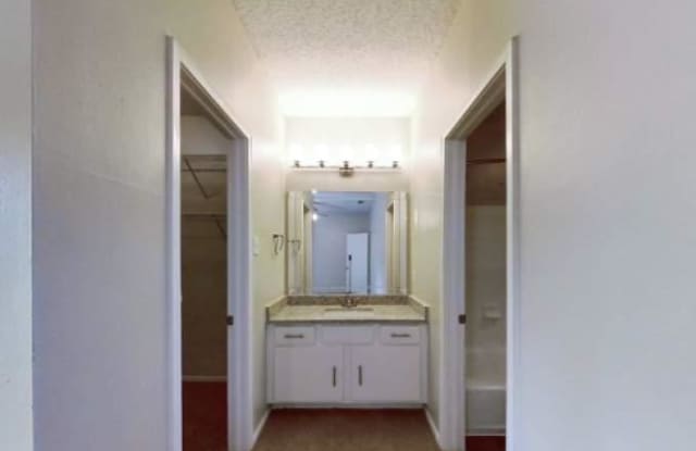 14064 Renaissance Ct Gallery 3