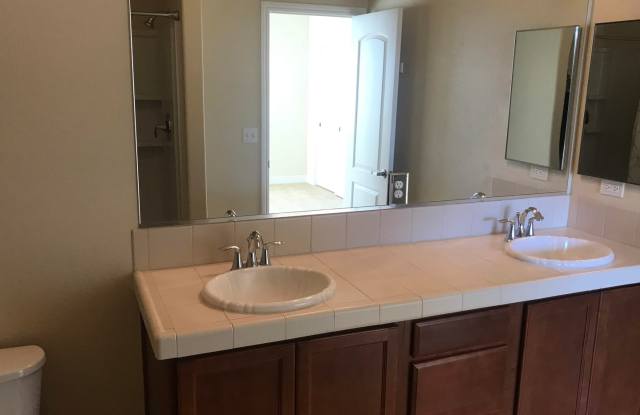 Cute Town-home in Truckee River Town-homes Subdivision - 2740 Dana Kristin Lane, Reno, NV 89503