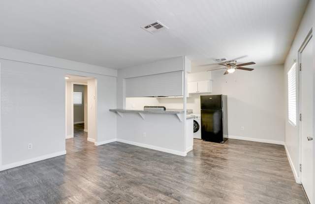 Red Rock Cove-Newly Renovated Apartment Homes photos photos