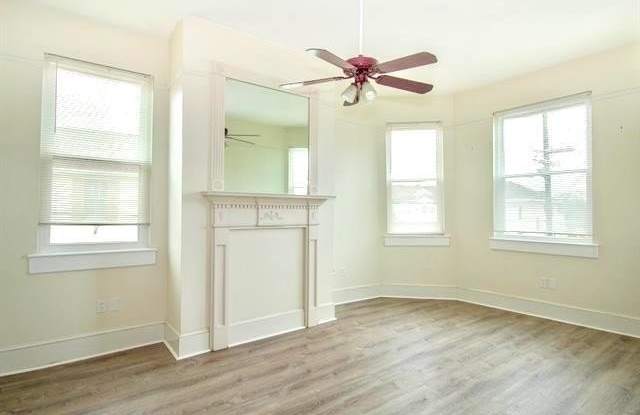 2603 MARENGO Street Gallery 4