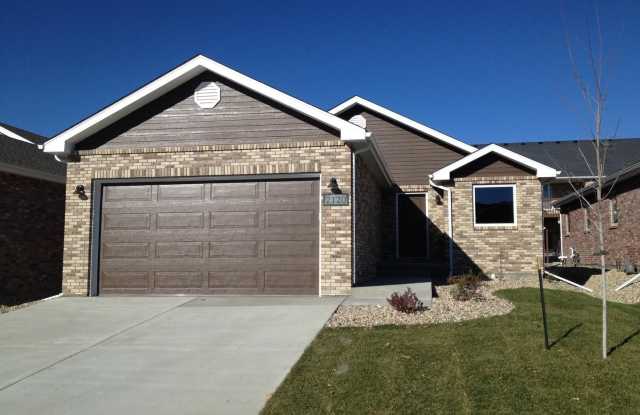 Beautiful 4 Bed 3 Bath House in Northeast Fort Collins! photos photos