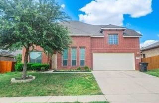 412 Crown Oaks Drive Gallery 2
