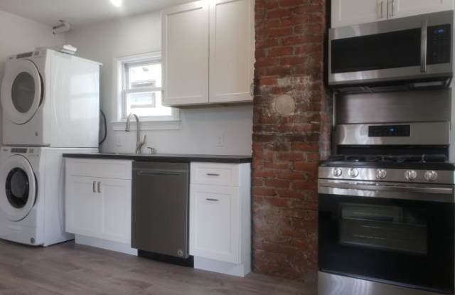 606 East 5th St. Gallery 2