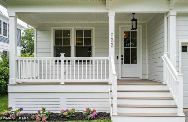 555 Sussex Avenue Gallery 2