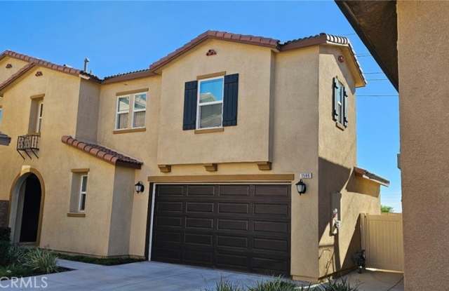 1586 Redwoods Drive photos photos