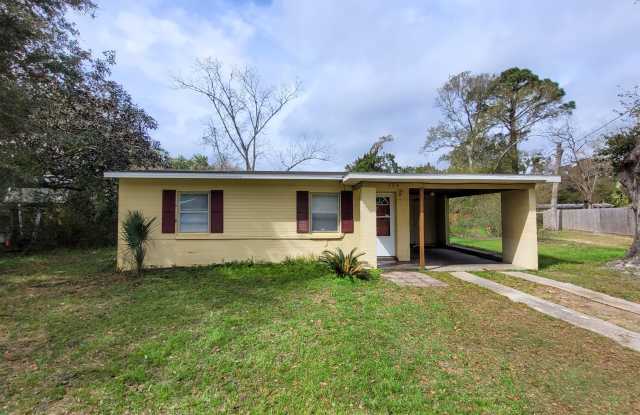 2 Bedroom 1 Bath Home w/ Large Backyard for Rent! photos photos